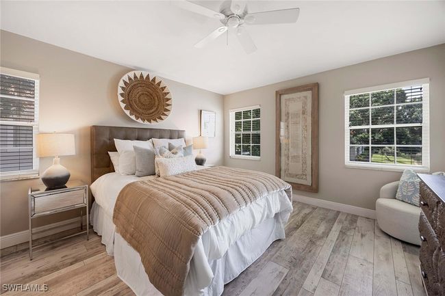APT-201 - 2450 Old Groves Rd, Condo with 2 bedrooms, 2 bathrooms and null parking in Naples FL | Image 22