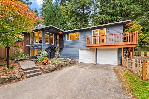 17429 17th Ave W, Lynnwood, WA, 98037-4009 | Card Image