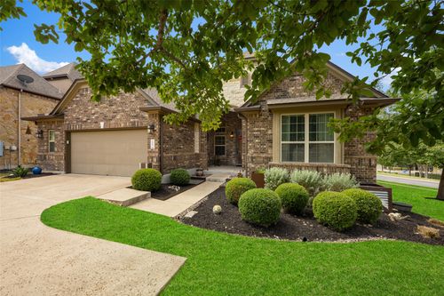 109 Lombardia Dr, Lakeway, TX, 78734-5084 | Card Image