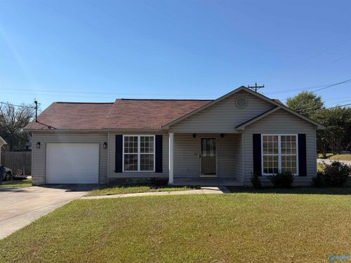 1401 Elizabeth Drive Sw, Hartselle, AL, 35640 | Card Image