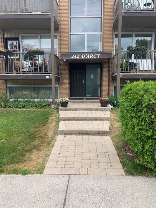 11-242 Darcy St, Cobourg, ON, K9A4A3 | Card Image