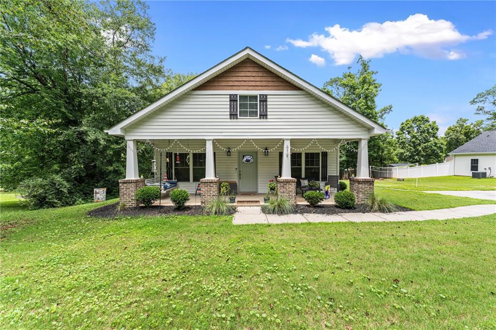 Eaton St, Central, SC 29630