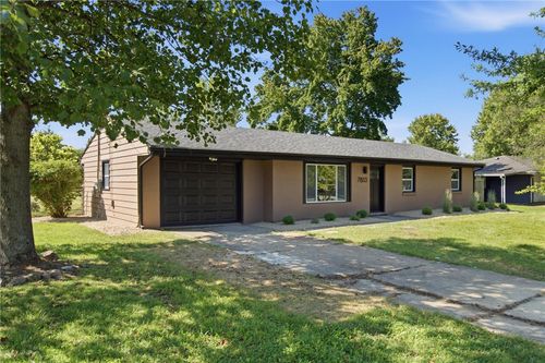 7853 Myers Rd, Middletown, OH, 45042-1127 | Card Image