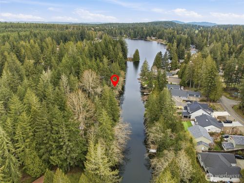 110 E Westlake Way, Allyn, WA, 98524 | Card Image