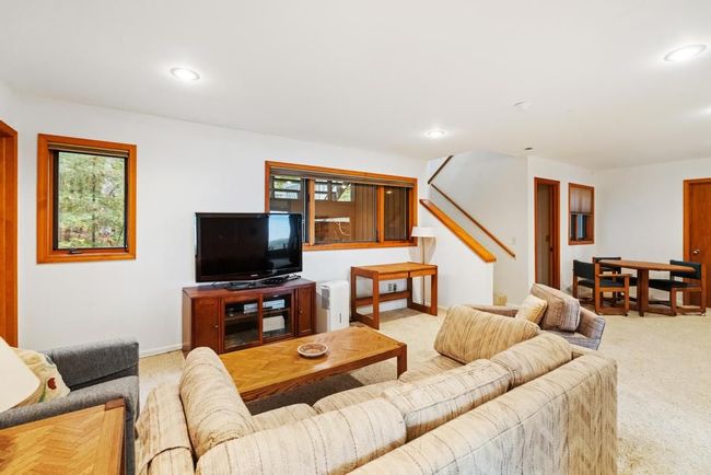 565 Beach Rd, House other with 4 bedrooms, 4 bathrooms and null parking in Harbor Springs MI | Image 23