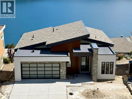 8828 Oxford Rd, Vernon, BC, V1H2K8 | Card Image