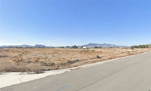 654 S Dyani Dr, Pahrump, NV, 89048 | Card Image
