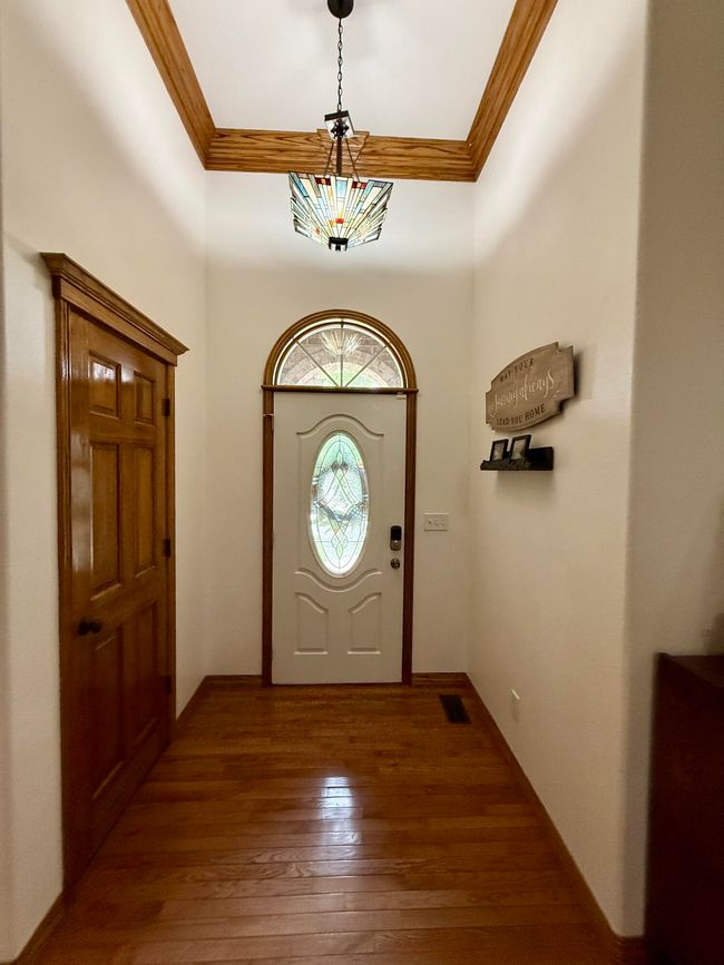 Entryway | Image 6