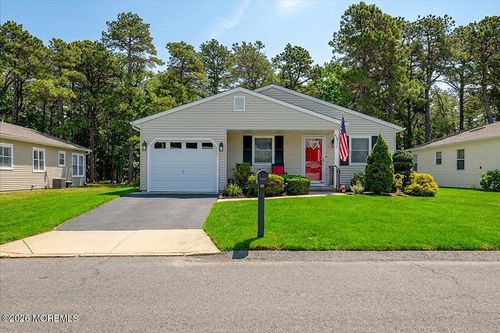 53 Chesterfield Ln, Toms River, NJ, 08757-6509 | Card Image
