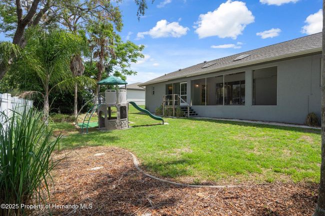 11242 Riddle Dr, House other with 3 bedrooms, 3 bathrooms and null parking in SPRING HILL FL | Image 54