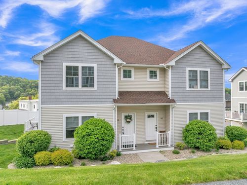 58-58 Oak St, Clinton, MA, 01510-3709 | Card Image