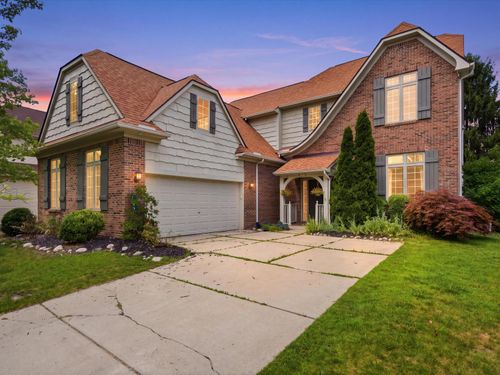 5900 Villa France Ave, Ann Arbor, MI, 48103-8815 | Card Image