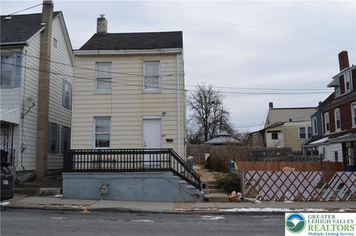 320 S 11th St, EASTON, PA, 18042-4122 | Card Image