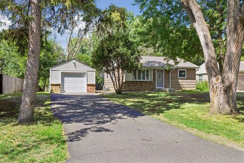 3713 Van Dyke St, White Bear Lake, MN, 55110-4738 | Card Image