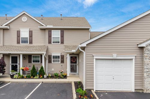 62d-5195 Mantua Dr, Canal Winchester, OH, 43110-7922 | Card Image