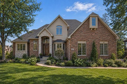 8955 Hillside Dr, Saint John, IN, 46373 | Card Image