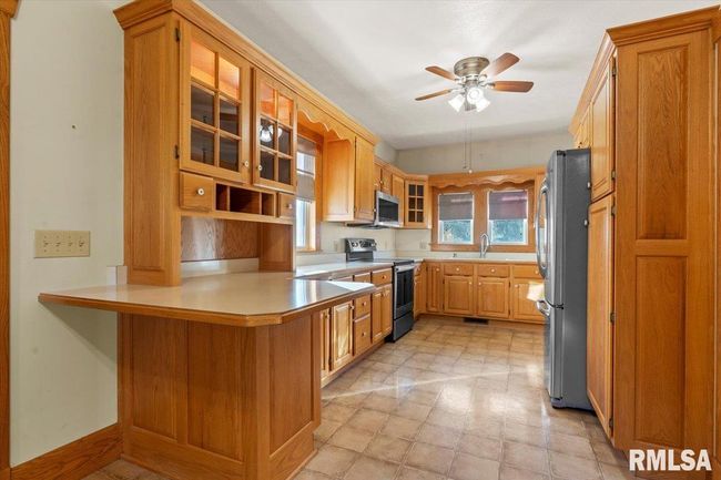 330 W Loud St, House other with 4 bedrooms, 1 bathrooms and null parking in Virden IL | Image 15