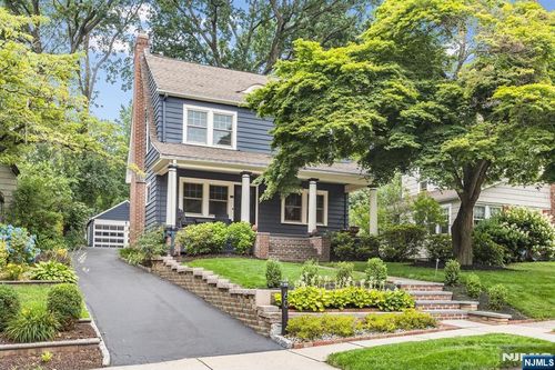 60 Hawthorne Ave, Glen Ridge, NJ, 07028-2025 | Card Image