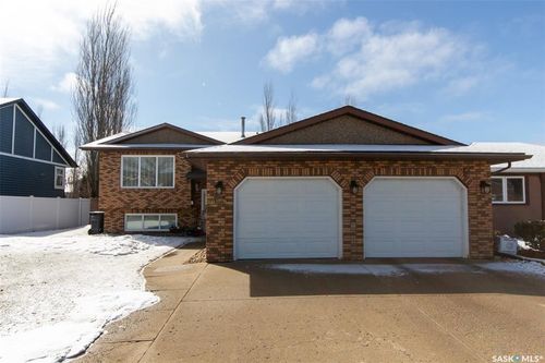 10314 Bunce Cres, North Battleford, SK, S9A3Y4 | Card Image