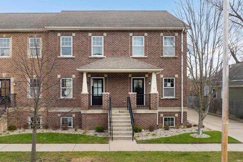 628 N Notre Dame Ave, South Bend, IN, 46617-5707 | Card Image