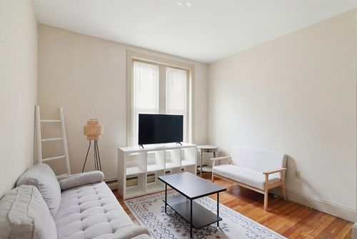 2-1466 Tremont, Boston, MA, 02120 | Card Image