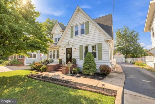 552 Bellevue Ave, HAMMONTON, NJ, 08037-1933 | Card Image