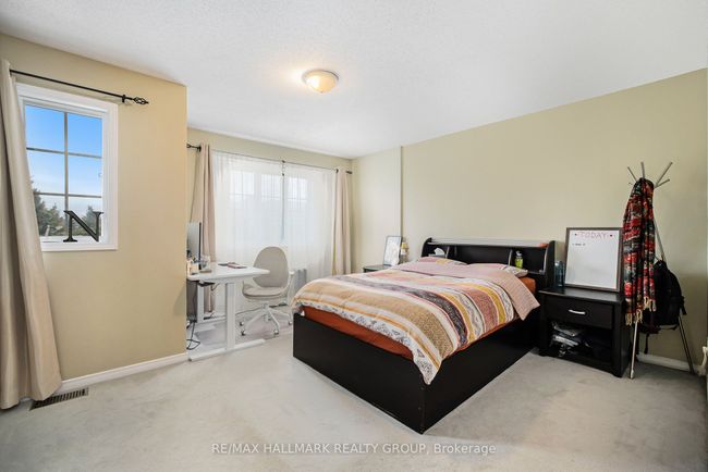 63 Manhattan Cres, House attached with 2 bedrooms, 2 bathrooms and 2 parking in Ottawa ON | Image 11
