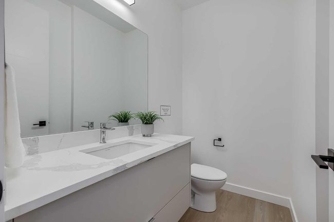 3927 65 St Nw, Townhouse with 3 bedrooms, 3 bathrooms and 1 parking in Calgary AB | Image 11