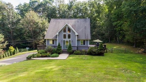 64 Leno Rd, Holland, MA, 01521-2711 | Card Image