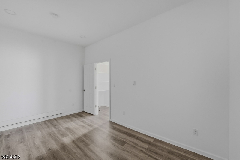 Residential Lease in Paterson City 2