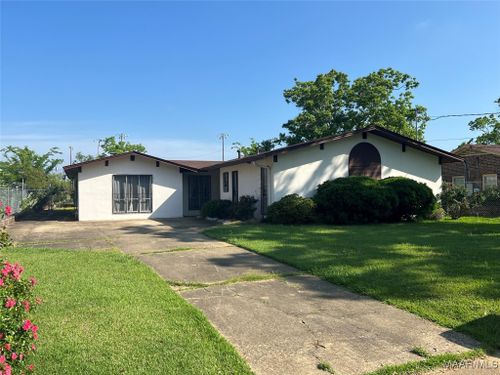 377 Green Leaf Dr, Montgomery, AL, 36108-5333 | Card Image