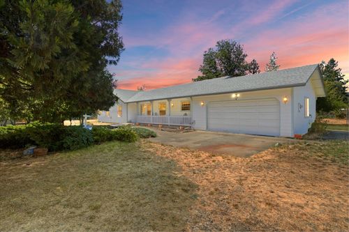 4760 Lake Shore Dr, Selma, OR, 97538-9506 | Card Image