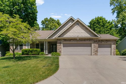 55300 Falling Water Dr, Elkhart, IN, 46514 | Card Image
