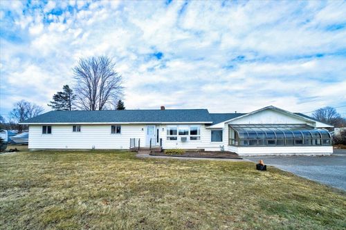 411 Route 7 S, Milton, VT, 05468-3806 | Card Image