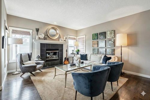 78 Ypres Green Sw, Calgary, AB, T2T6M1 | Card Image