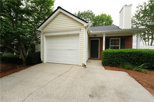 2040 Keenland Ct, Cumming, GA, 30040-7448 | Card Image