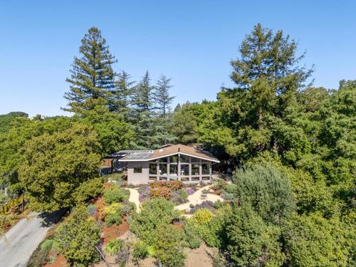 665 W Glen Way, Woodside, CA, 94062-4153 | Card Image