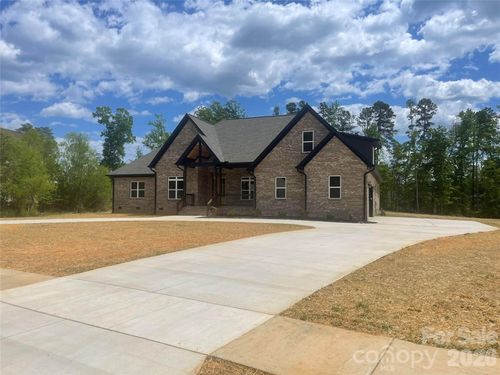 321 Stone Ridge Dr, Salisbury, NC, 28146-9635 | Card Image
