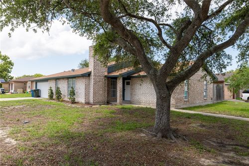 842 Quetzal St, Corpus Christi, TX, 78418-5060 | Card Image