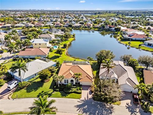 2634 Stonyhill Ct, CAPE CORAL, FL, 33991 | Card Image