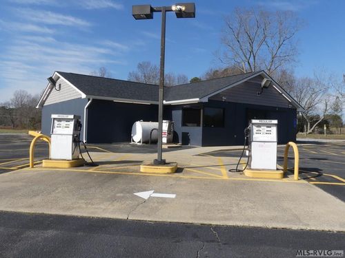 1250 Gaston Rd, Skippers, VA, 23879-2706 | Card Image