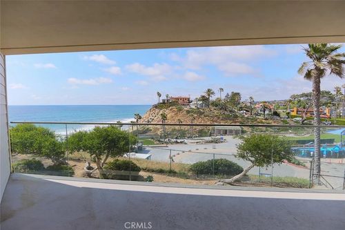 135 S Sierra Ave, Solana Beach, CA, 92075 | Card Image