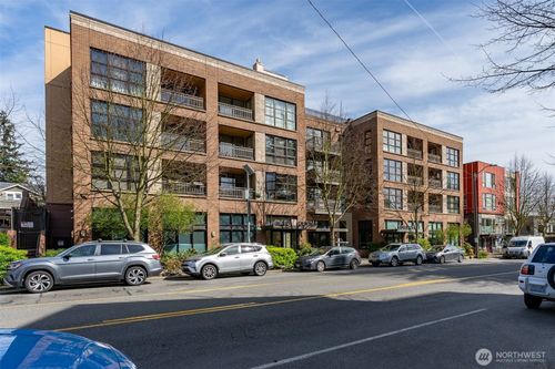 401-4116 California Ave Sw, Seattle, WA, 98116-4176 | Card Image