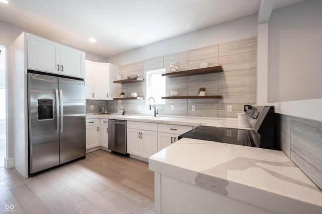 722 E Minnesota St, House other with 3 bedrooms, 2 bathrooms and null parking in Indianapolis IN | Image 12