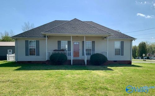 2 Merideth Lynn Rd, Fayetteville, TN, 37334-7084 | Card Image