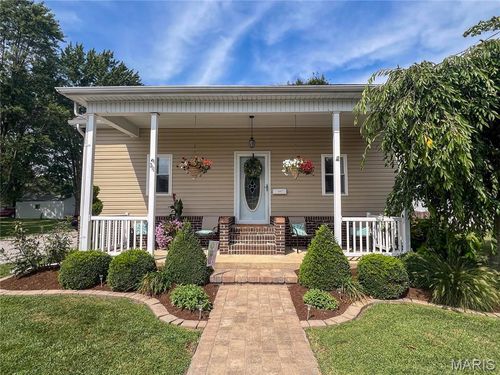 311 S Hibbard St, Staunton, IL, 62088-1711 | Card Image