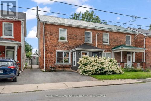 122 Stephen St, Kingston, ON, K7K2C7 | Card Image
