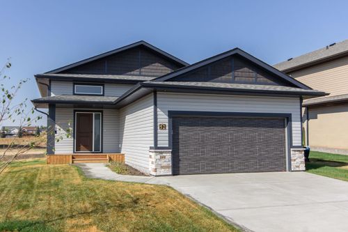 52 Trinity St, Lacombe, AB, T4L | Card Image