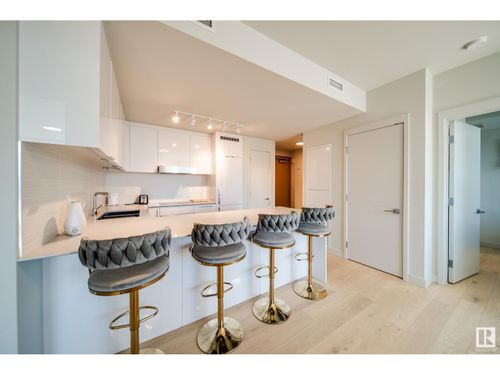 3505-10360 102 St Nw, Edmonton, AB, T5J0K6 | Card Image