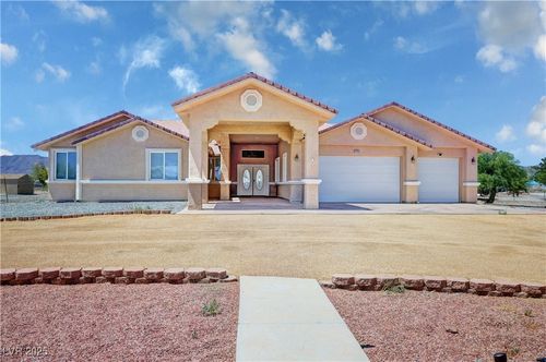 1771 Labrador St, Pahrump, NV, 89048-3746 | Card Image